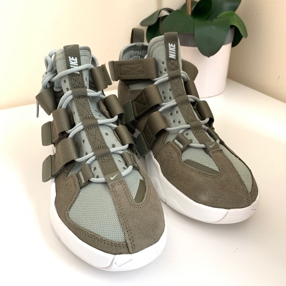 Nike Air Edge 270 - Picture 3 of 9